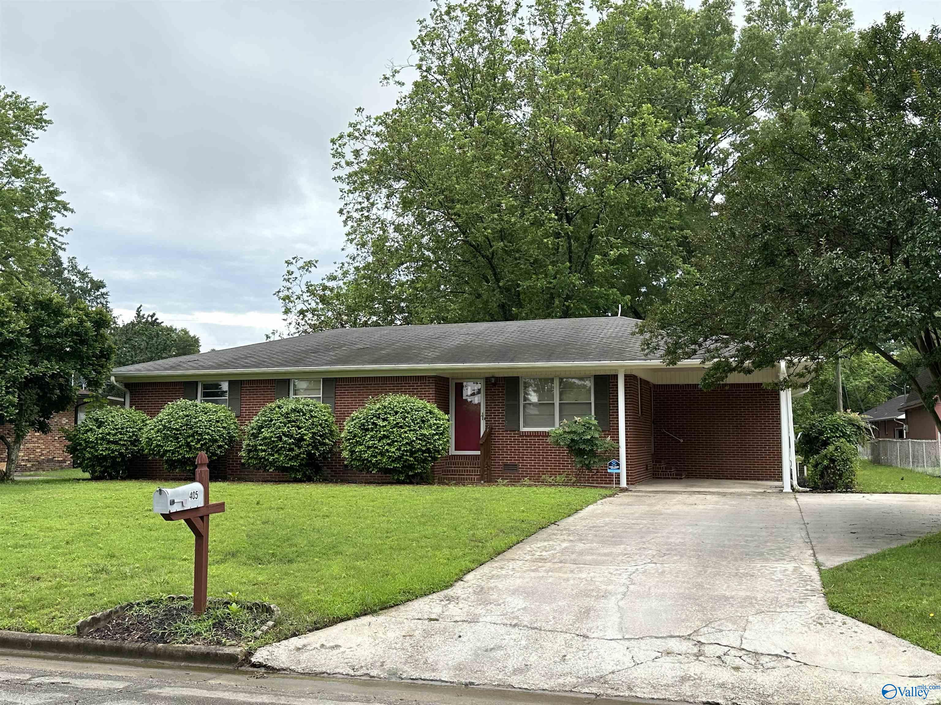 405 Beard Street, Decatur, Alabama image 1