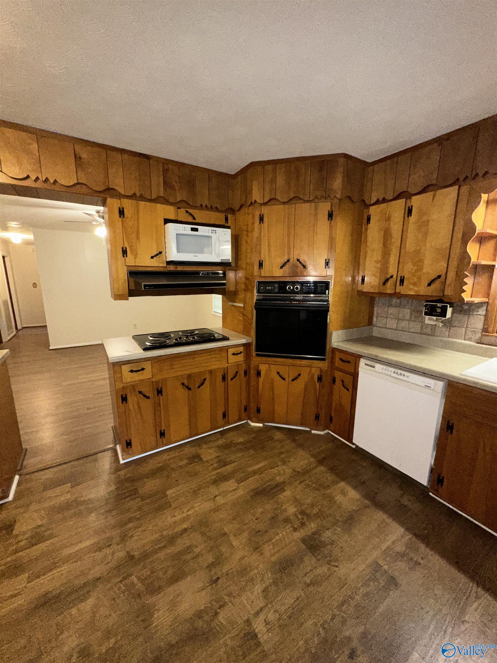 405 Beard Street, Decatur, Alabama image 10