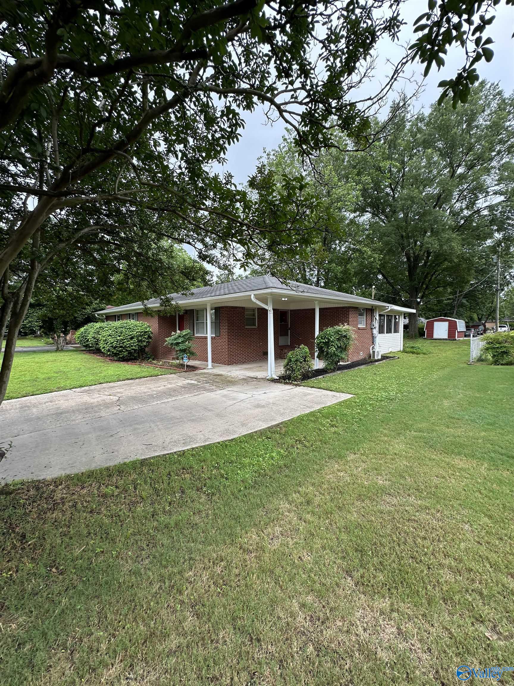 405 Beard Street, Decatur, Alabama image 2