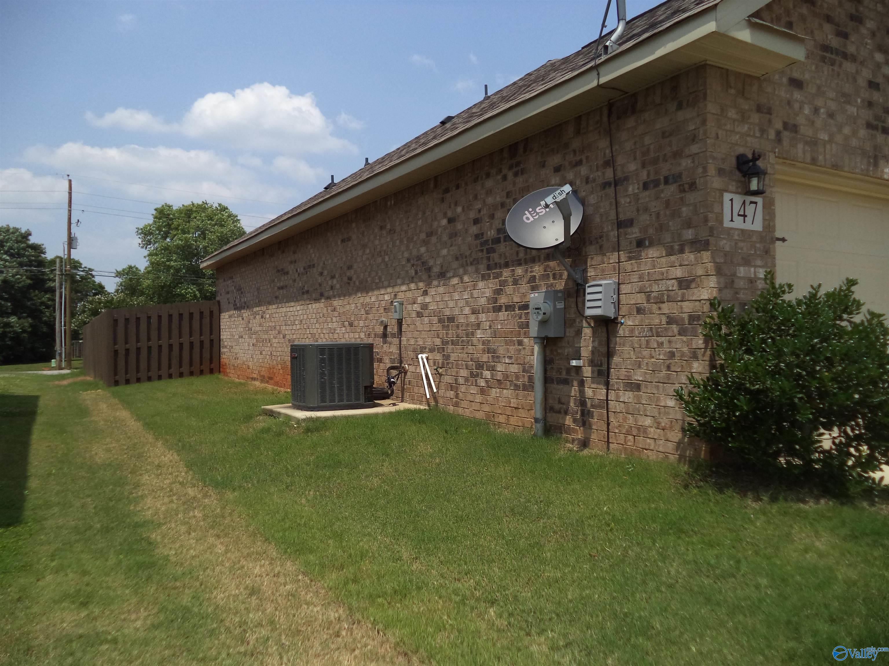 147 Cherry Laurel Drive, Hazel Green, Alabama image 3