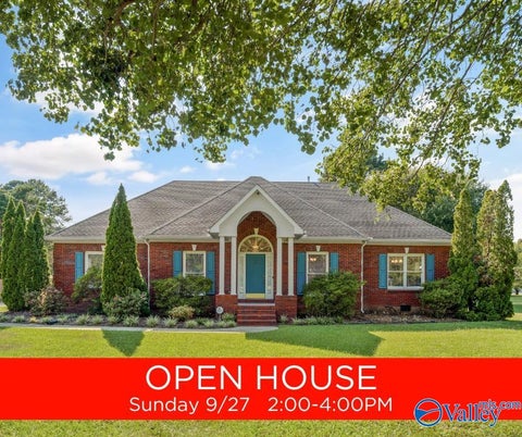 Homes For Sale - 2011 Shady Grove Lane<br/> Decatur, AL 35603