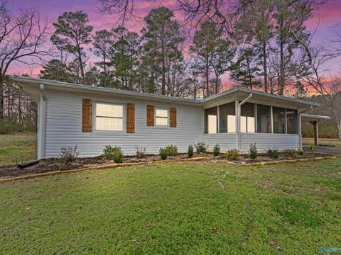 Homes For Sale - 2111 Bakers Chapel Road<br/> Marshall County, Guntersville, AL 35976