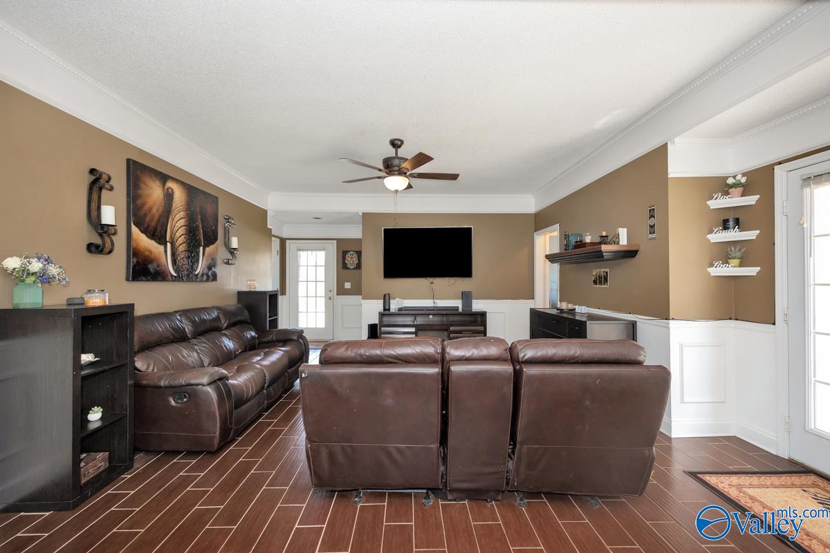 24844 Holland Lane, Athens, Alabama image 15