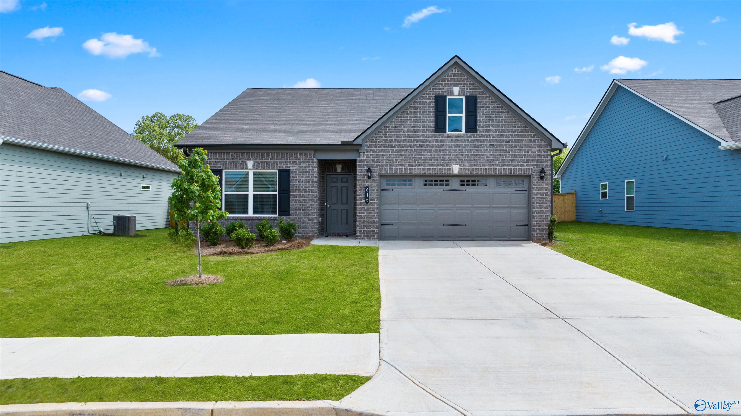 20584 Brook Valley Drive, Athens, Alabama image 1