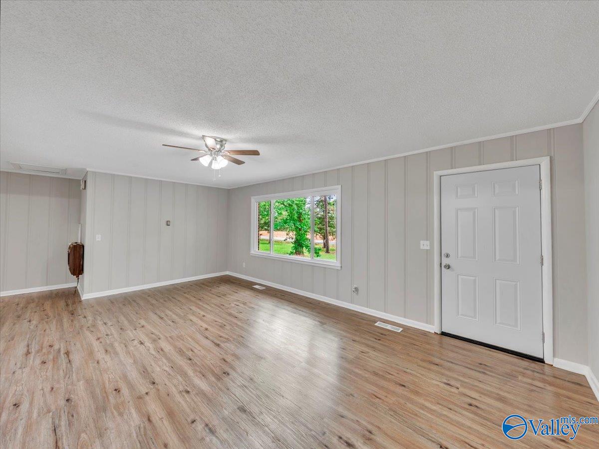 4198 Hobbs Island Road, Owens Cross Roads, Alabama image 9