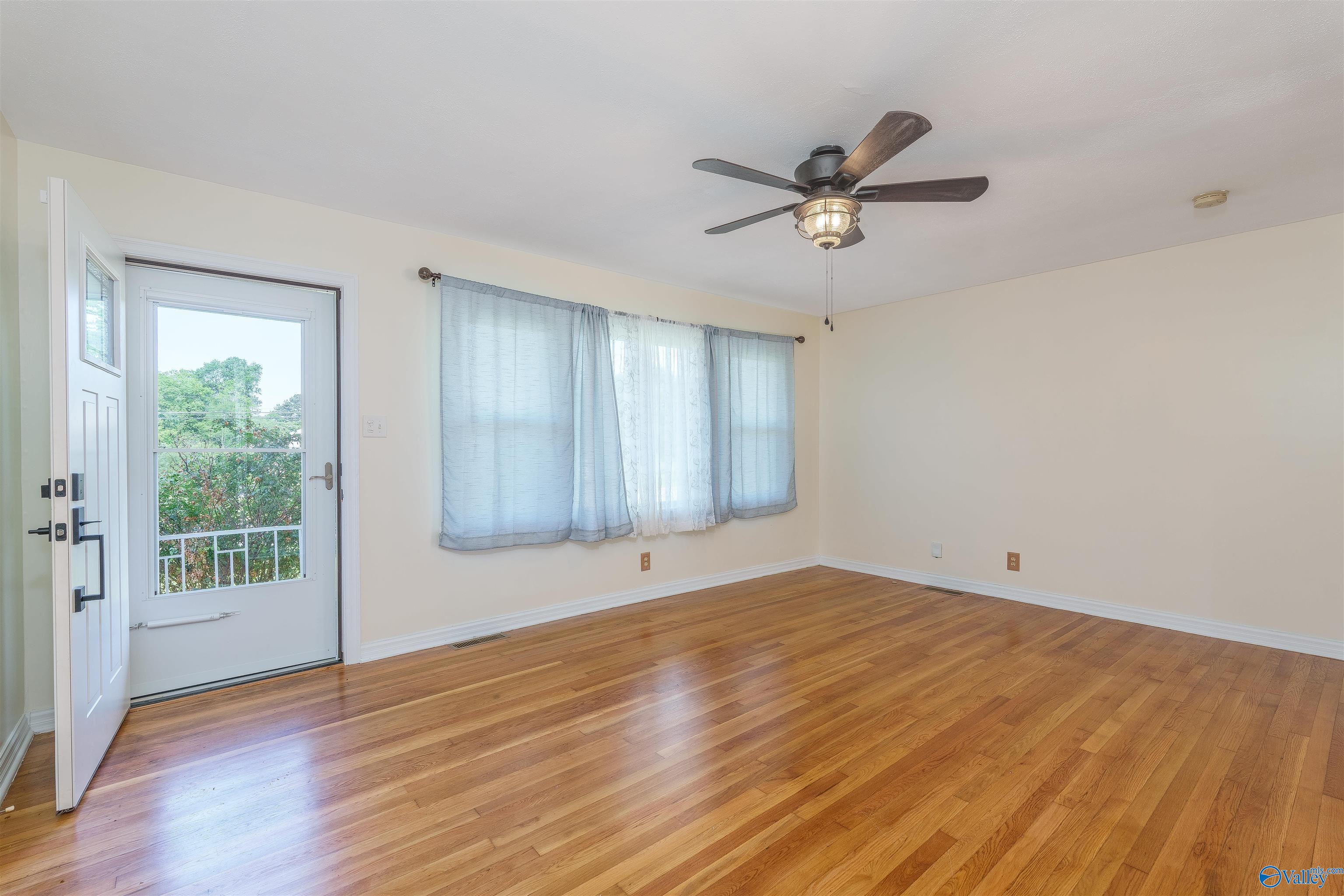 104 Camellia Drive, Florence, Alabama image 8