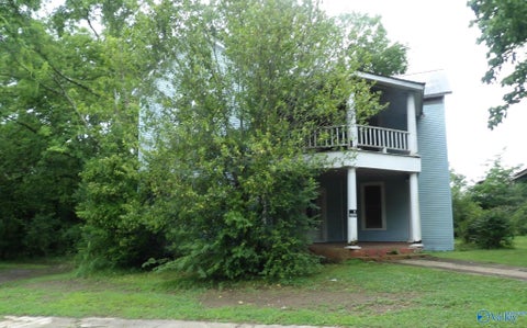 Homes For Sale - 501 Hammitt Street<br/> Morgan County, Hartselle, AL 35640
