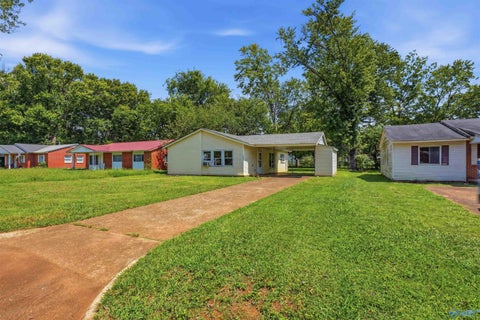 Homes For Sale - 1018 7th Avenue<br/> Morgan County, Decatur, AL 35601