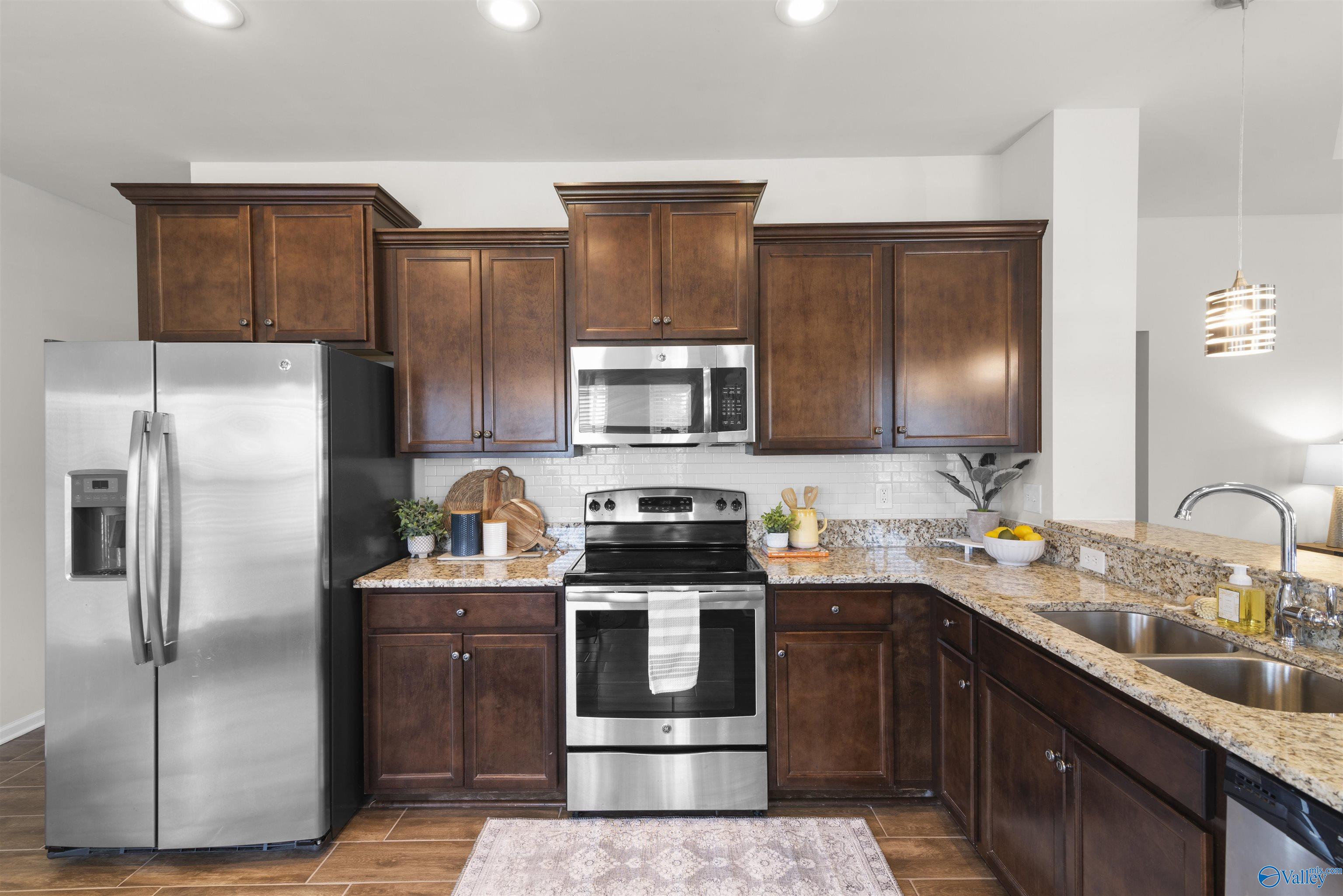 317 Harbor Glen Drive, Madison, Alabama image 13