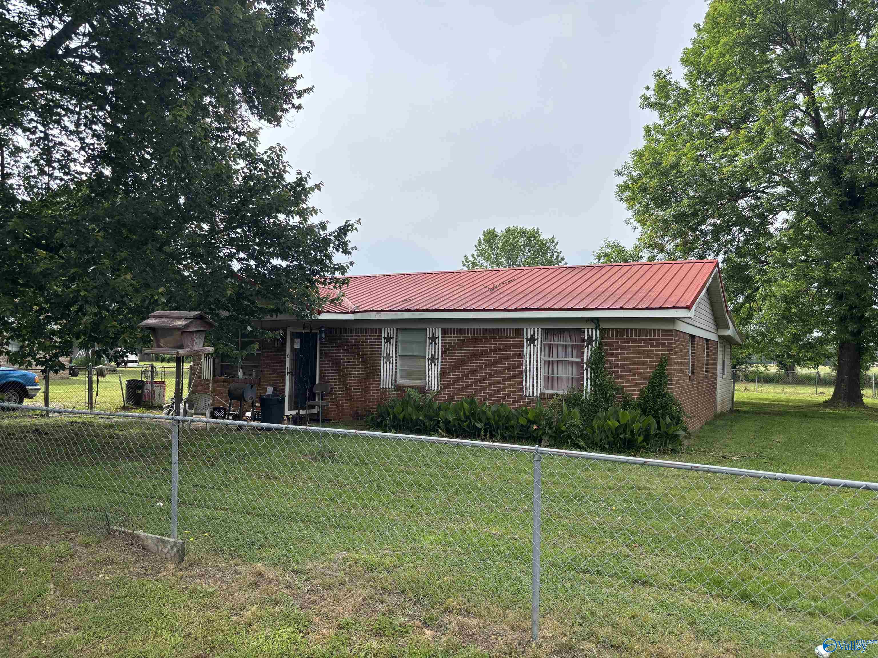 135 Willoughby Drive, New Hope, Alabama image 1