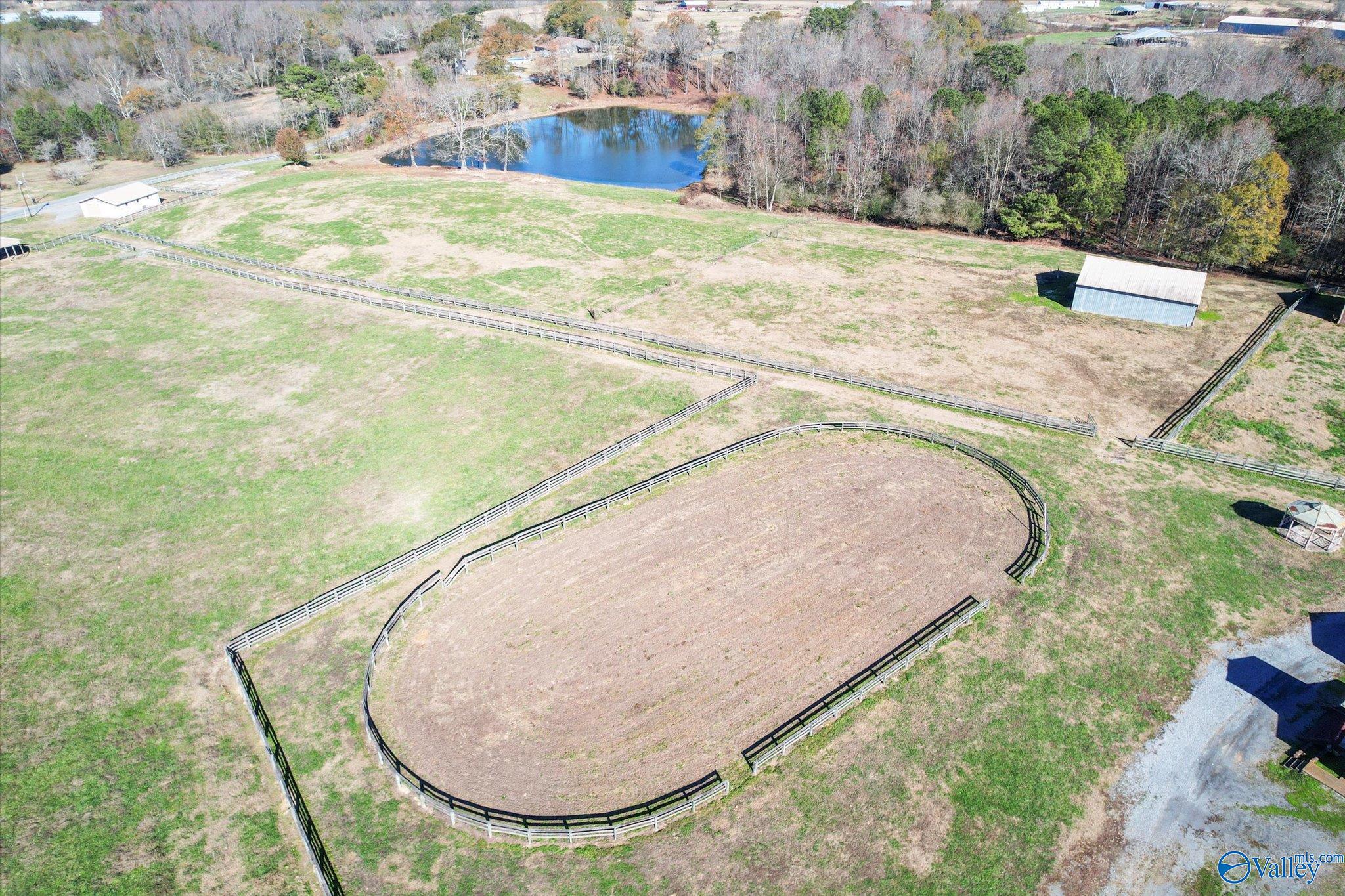 6025 Hopewell Road, Arab, Alabama image 9