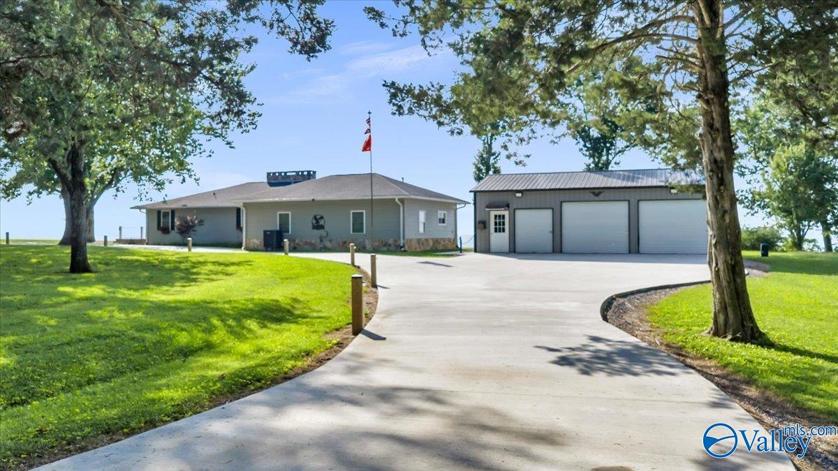 444 Moss View Road