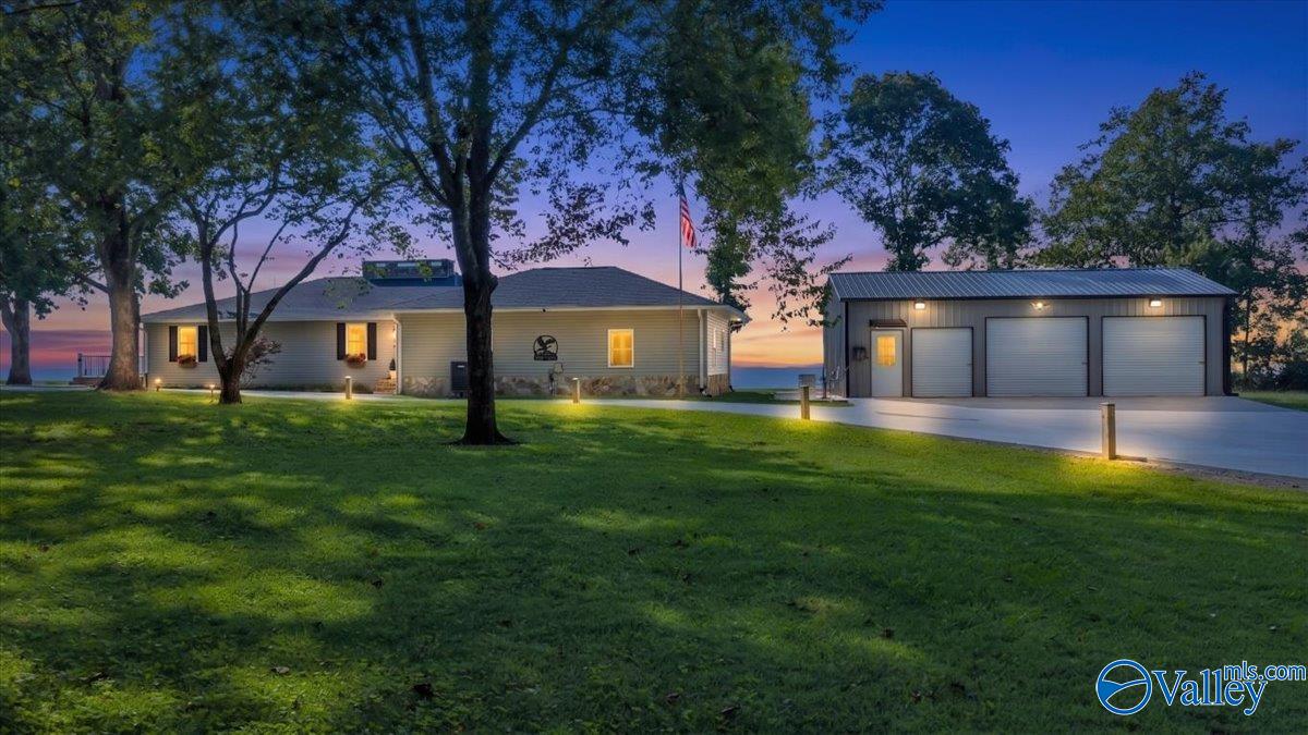 444 Moss View Road