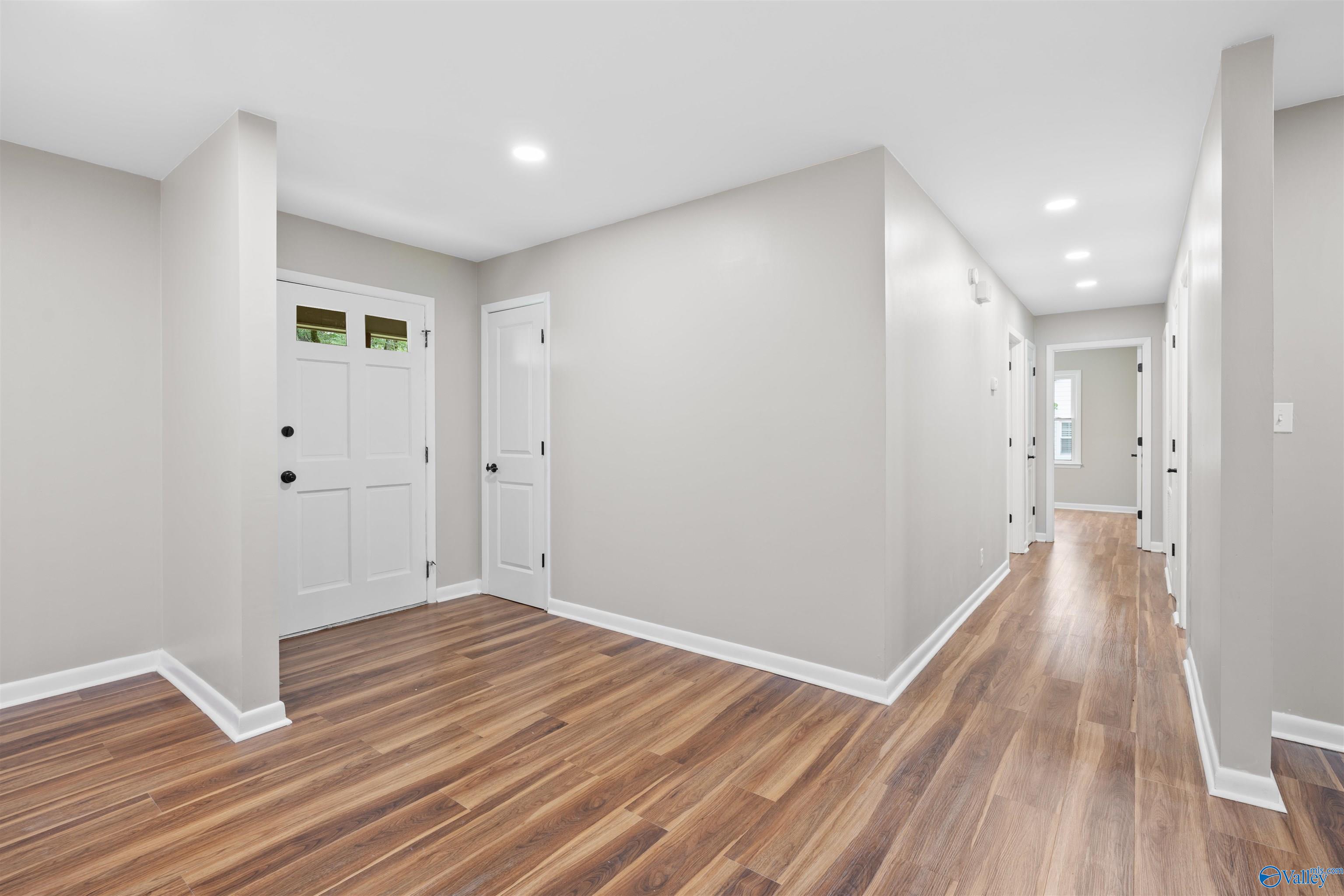 1527 Bob Jones Road, Scottsboro, Alabama image 15