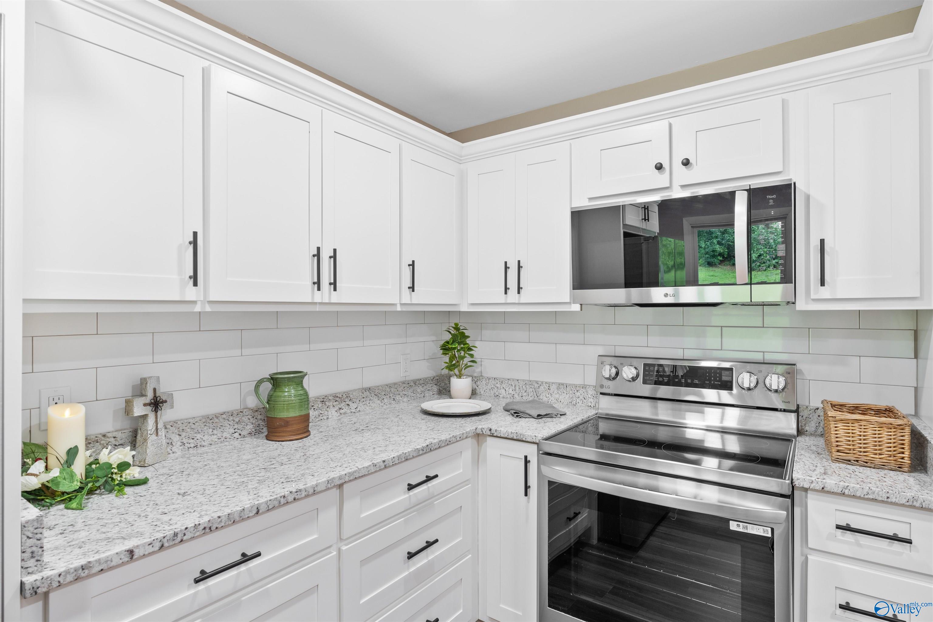 1527 Bob Jones Road, Scottsboro, Alabama image 10