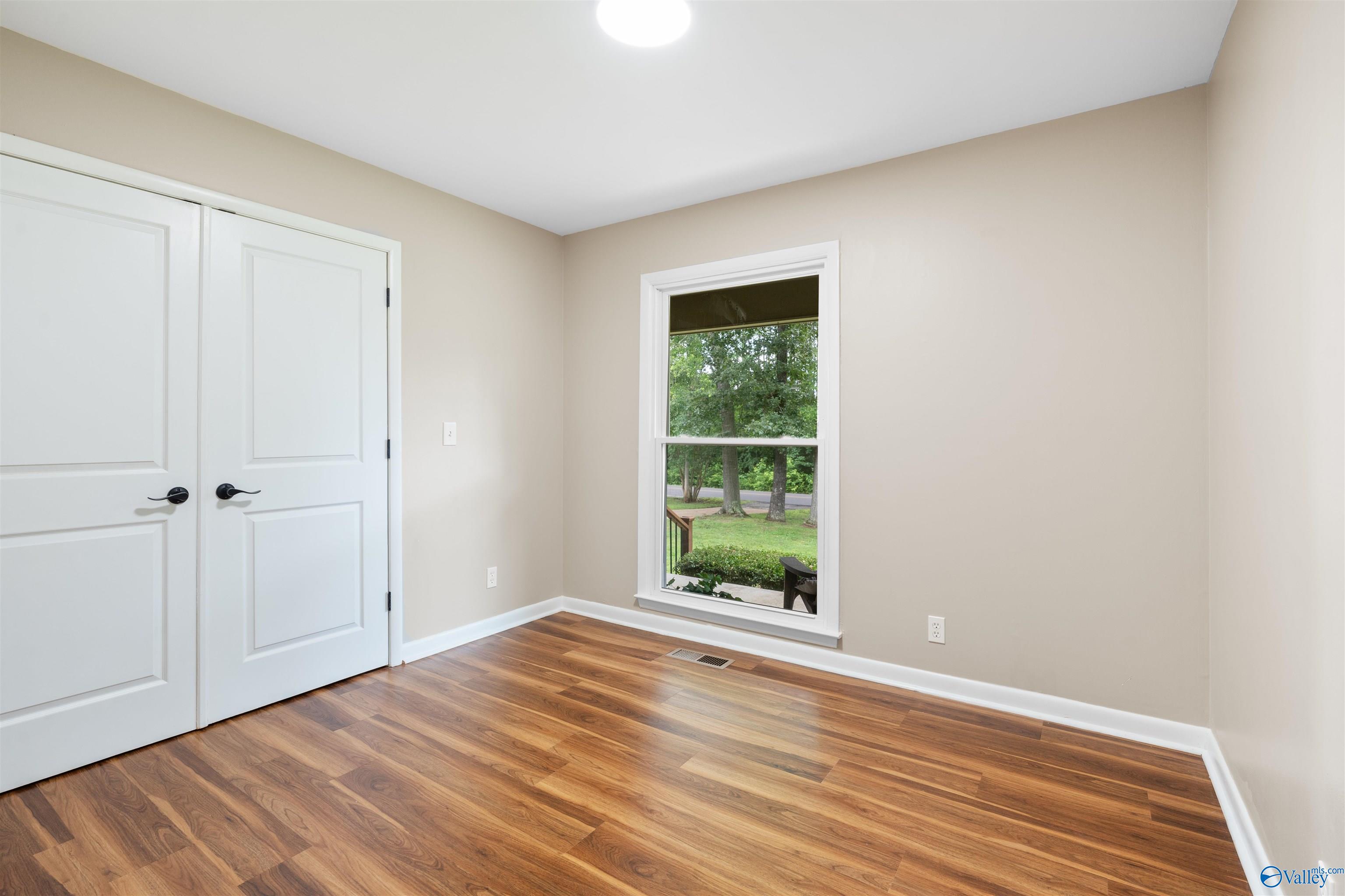 1527 Bob Jones Road, Scottsboro, Alabama image 23