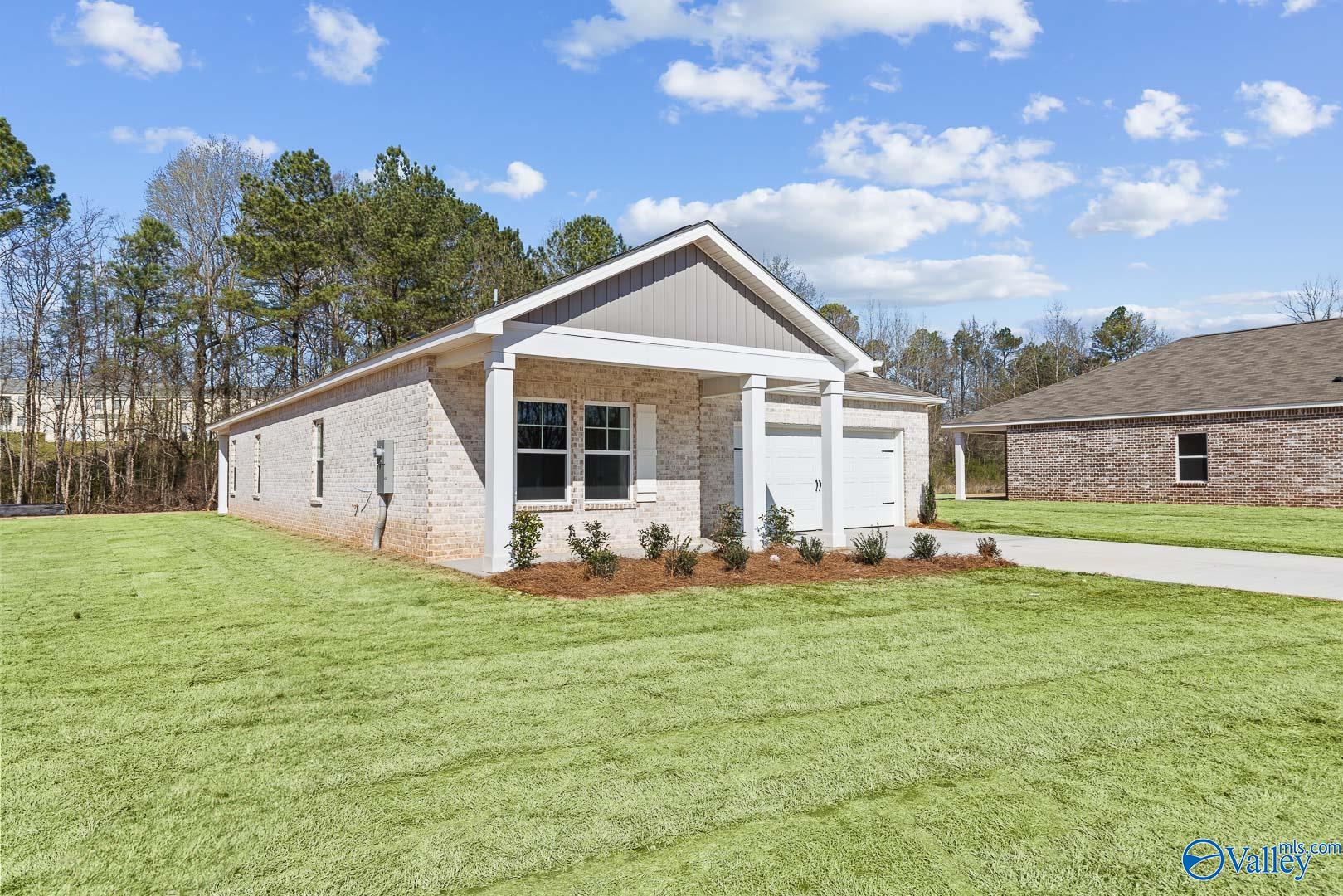 1232 Eidson Street, Athens, Alabama image 2