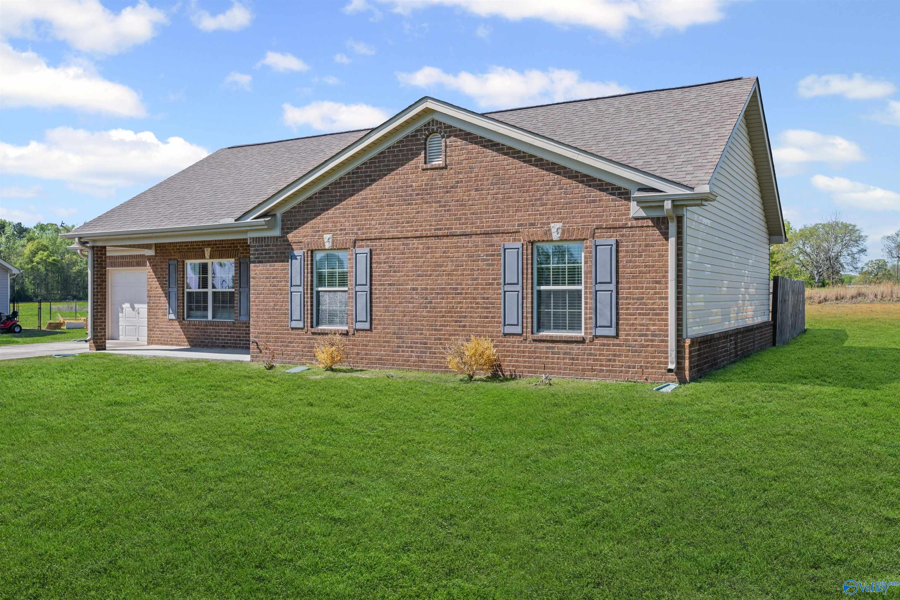 27493 Harvest Road, Athens, Alabama image 2