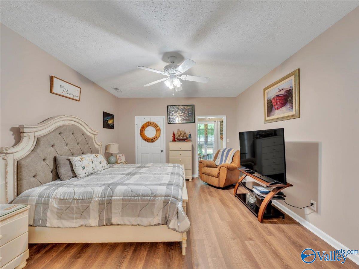 304 Santana Drive, Athens, Alabama image 15