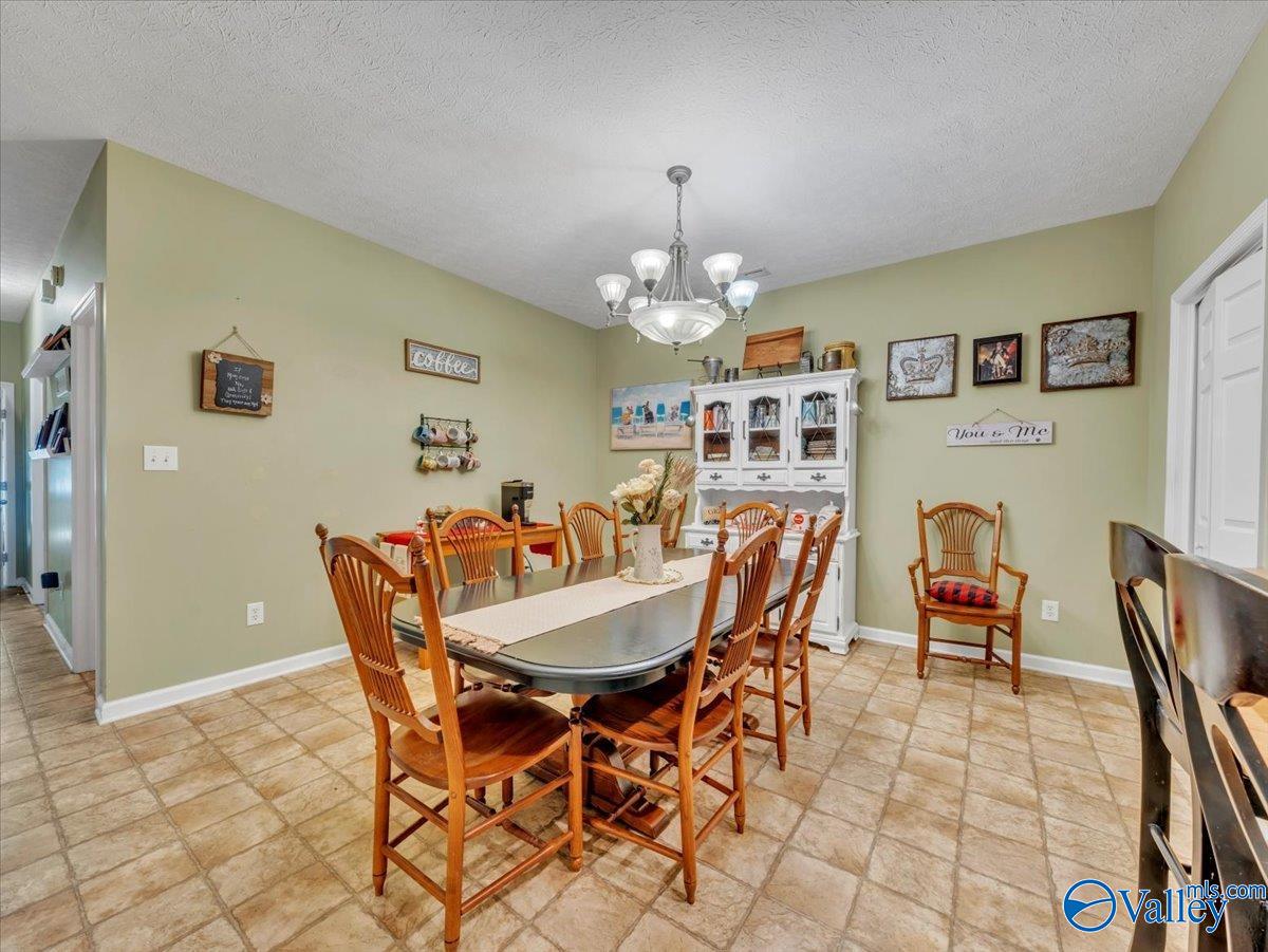 304 Santana Drive, Athens, Alabama image 11