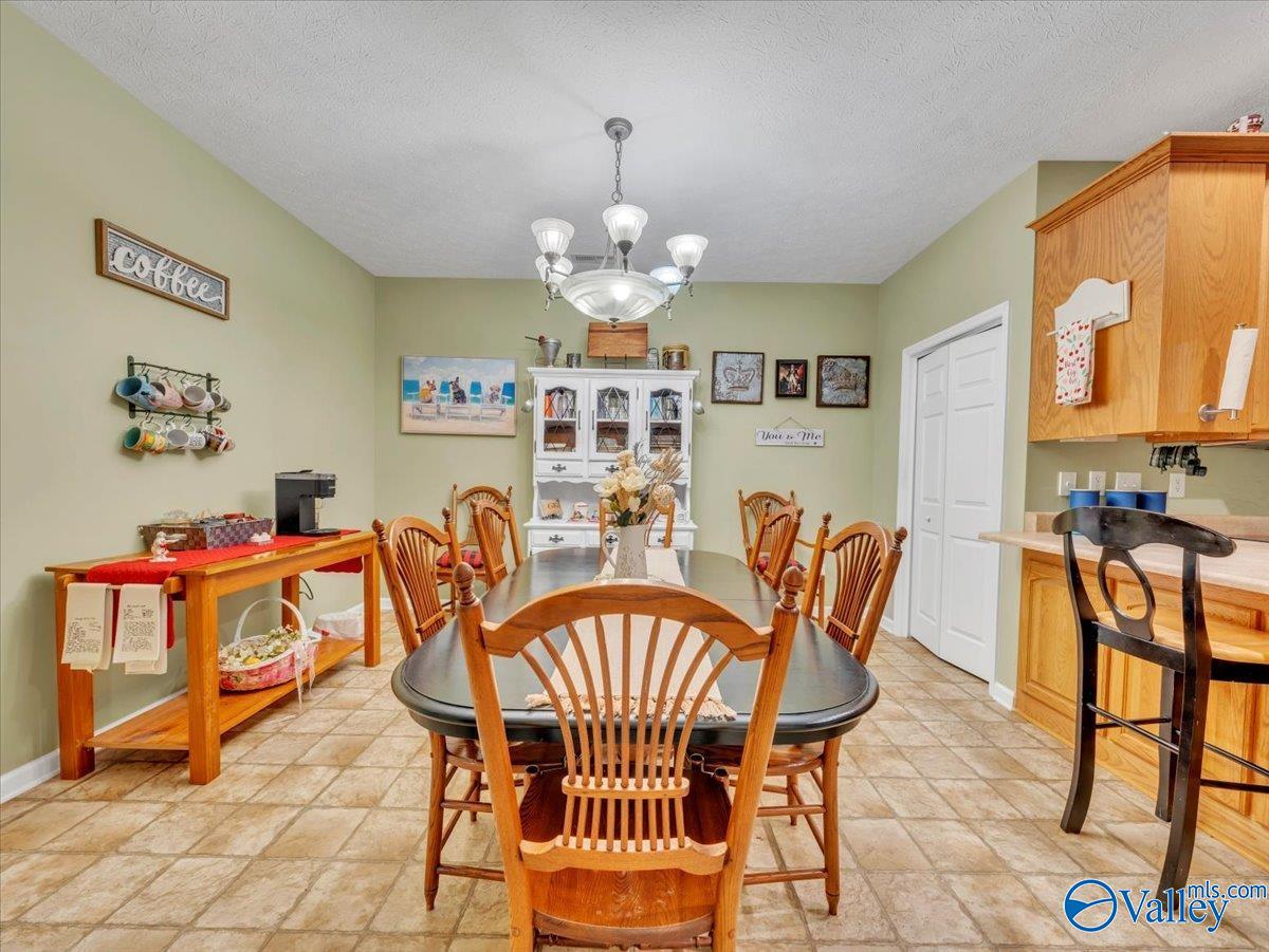 304 Santana Drive, Athens, Alabama image 12