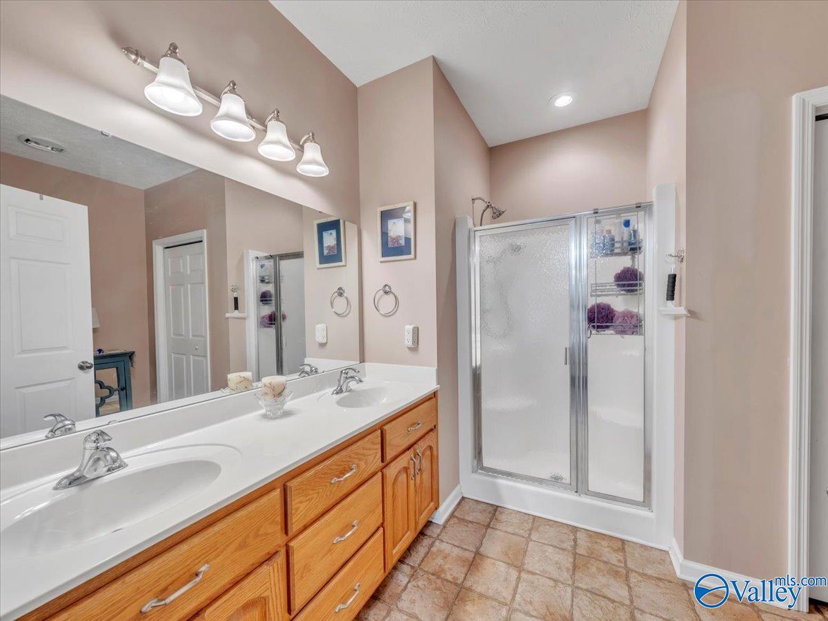 304 Santana Drive, Athens, Alabama image 17