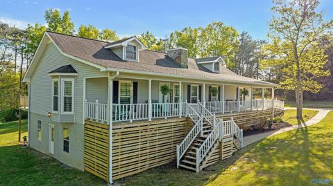 2304 Dean Road Fort Payne AL 35967