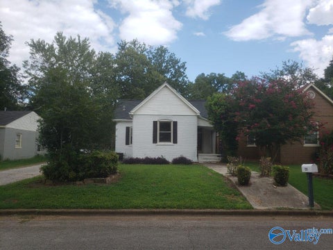 Homes For Rent - 1310 9th Avenue<br/> Decatur, AL 35601