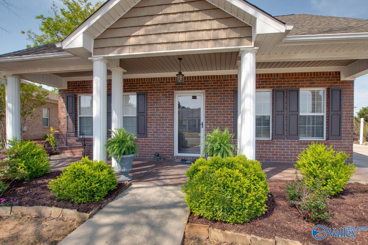 5111 Frankford Drive, Owens Cross Roads, Alabama image 3