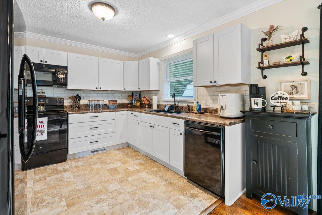 302 Woodall Lane, Scottsboro, Alabama image 14