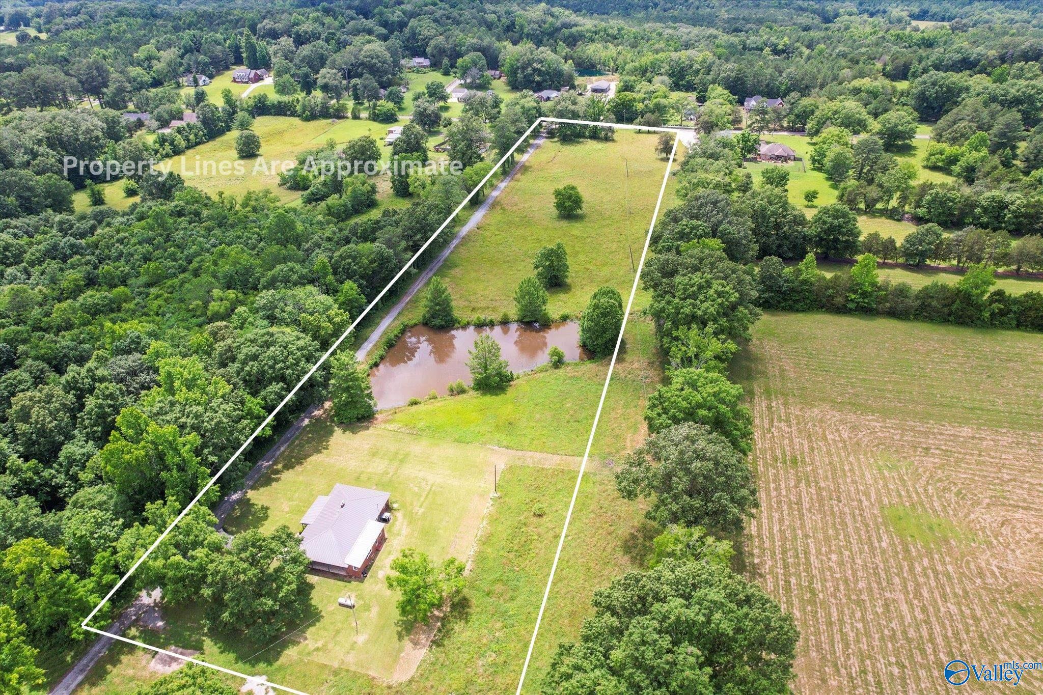 3824 South Chapel Hill Road, Decatur, Alabama image 3