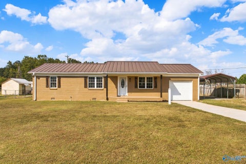 Homes For Sale - 17133 Ferry Road<br/> Limestone County, Athens, AL 35611