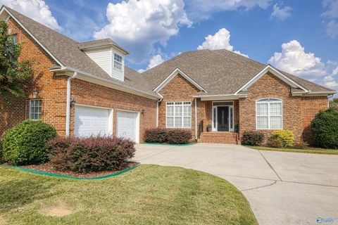 Homes For Sale - 105 Brac Circle<br/> Madison, AL 35824