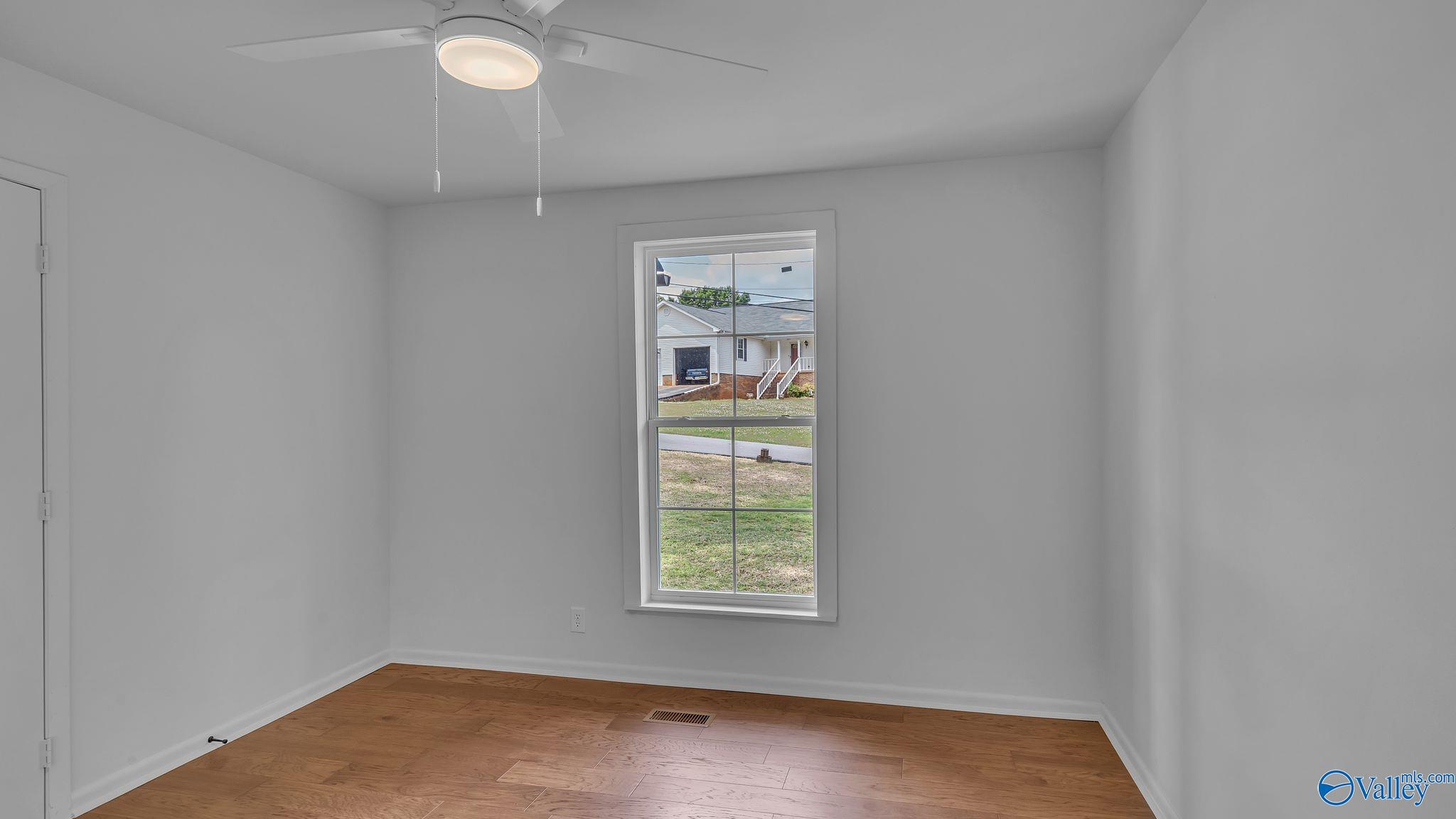 2409 Lu James Drive, Guntersville, Alabama image 23