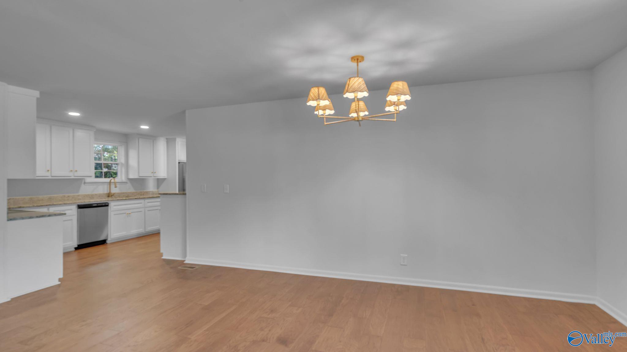 2409 Lu James Drive, Guntersville, Alabama image 13