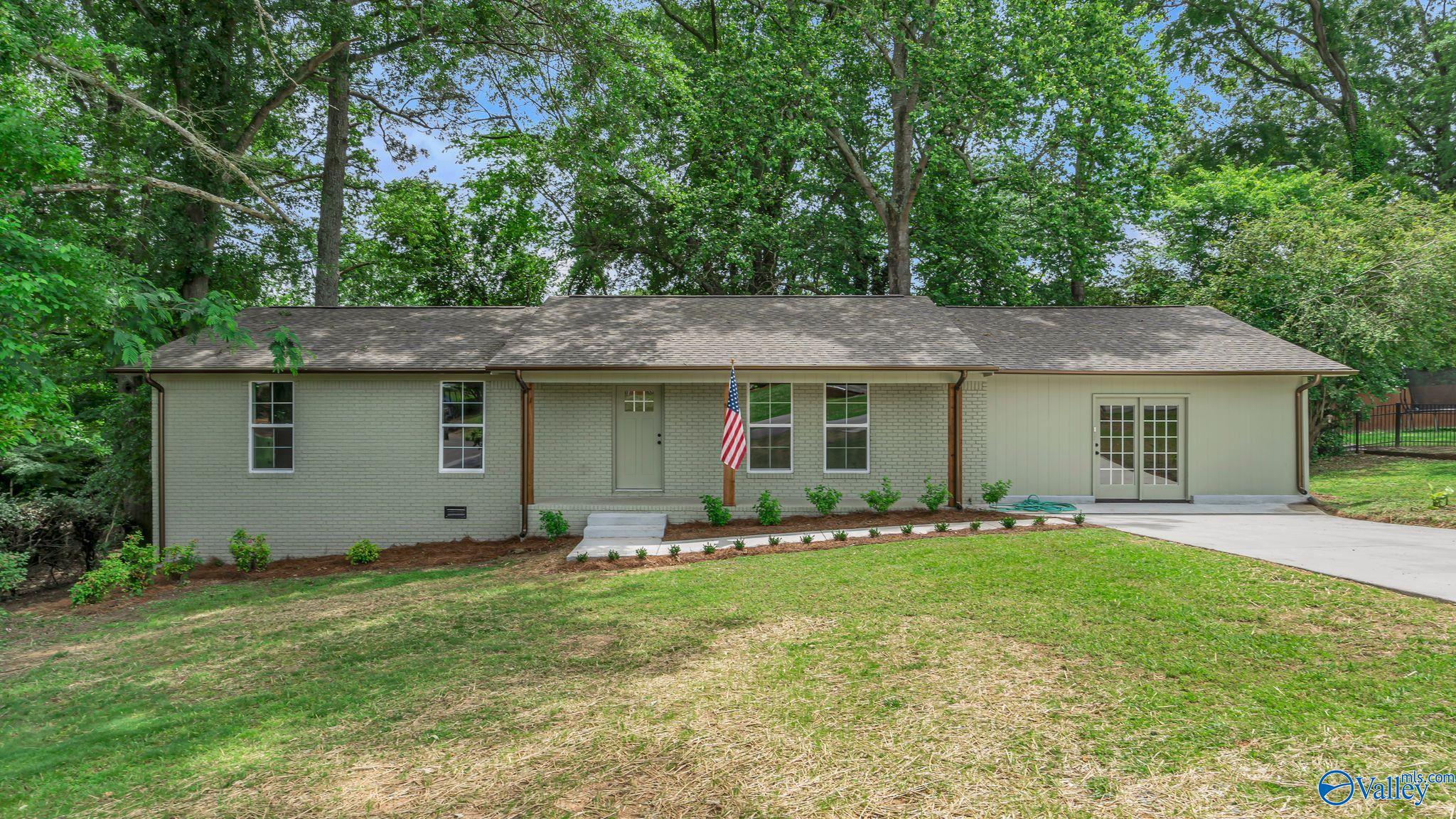 2409 Lu James Drive, Guntersville, Alabama image 1