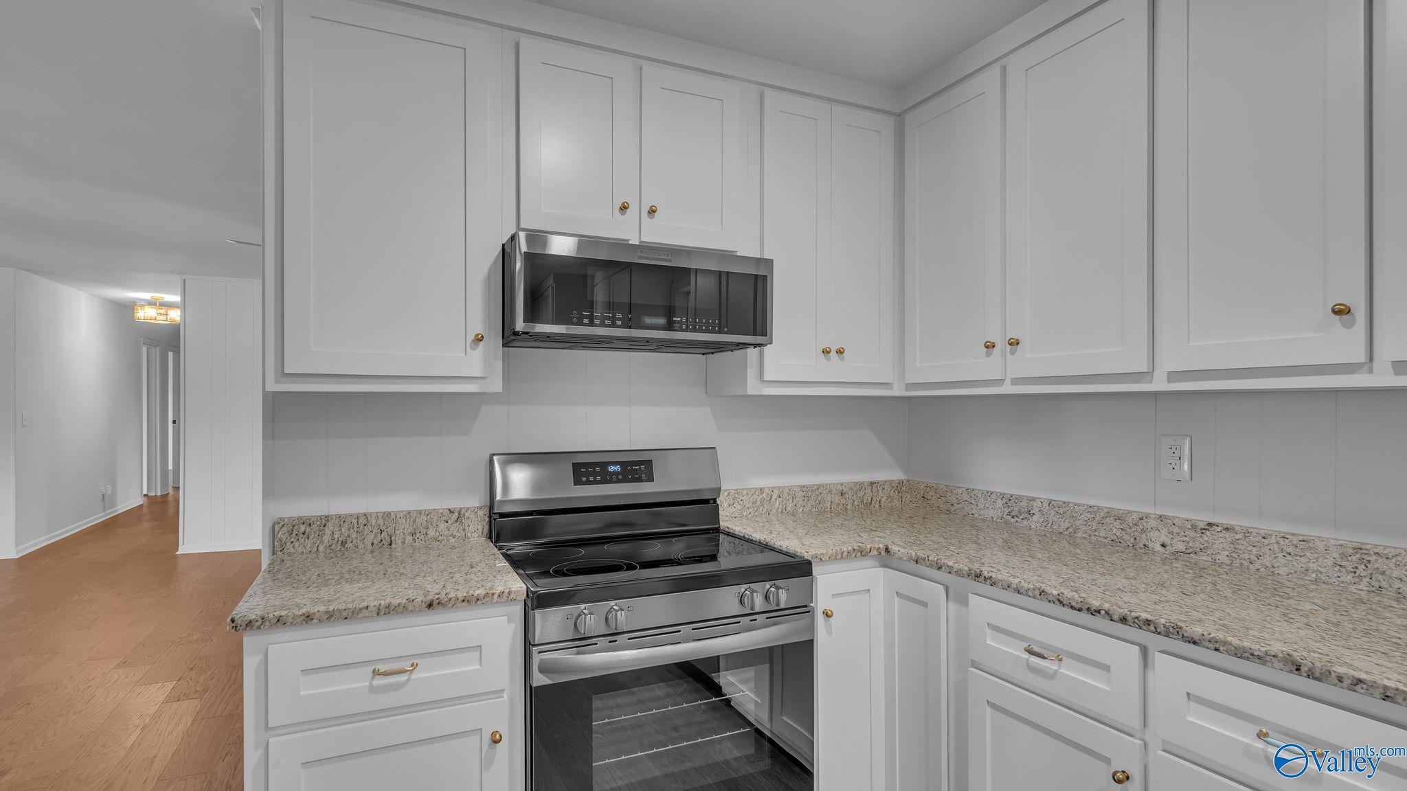 2409 Lu James Drive, Guntersville, Alabama image 7