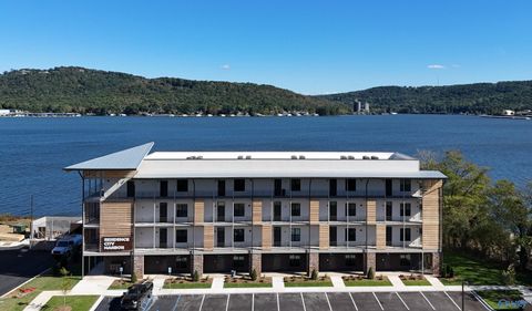 Condo For Sale - 202 Paddle Wheel Drive #202<br/> Guntersville, AL 35976