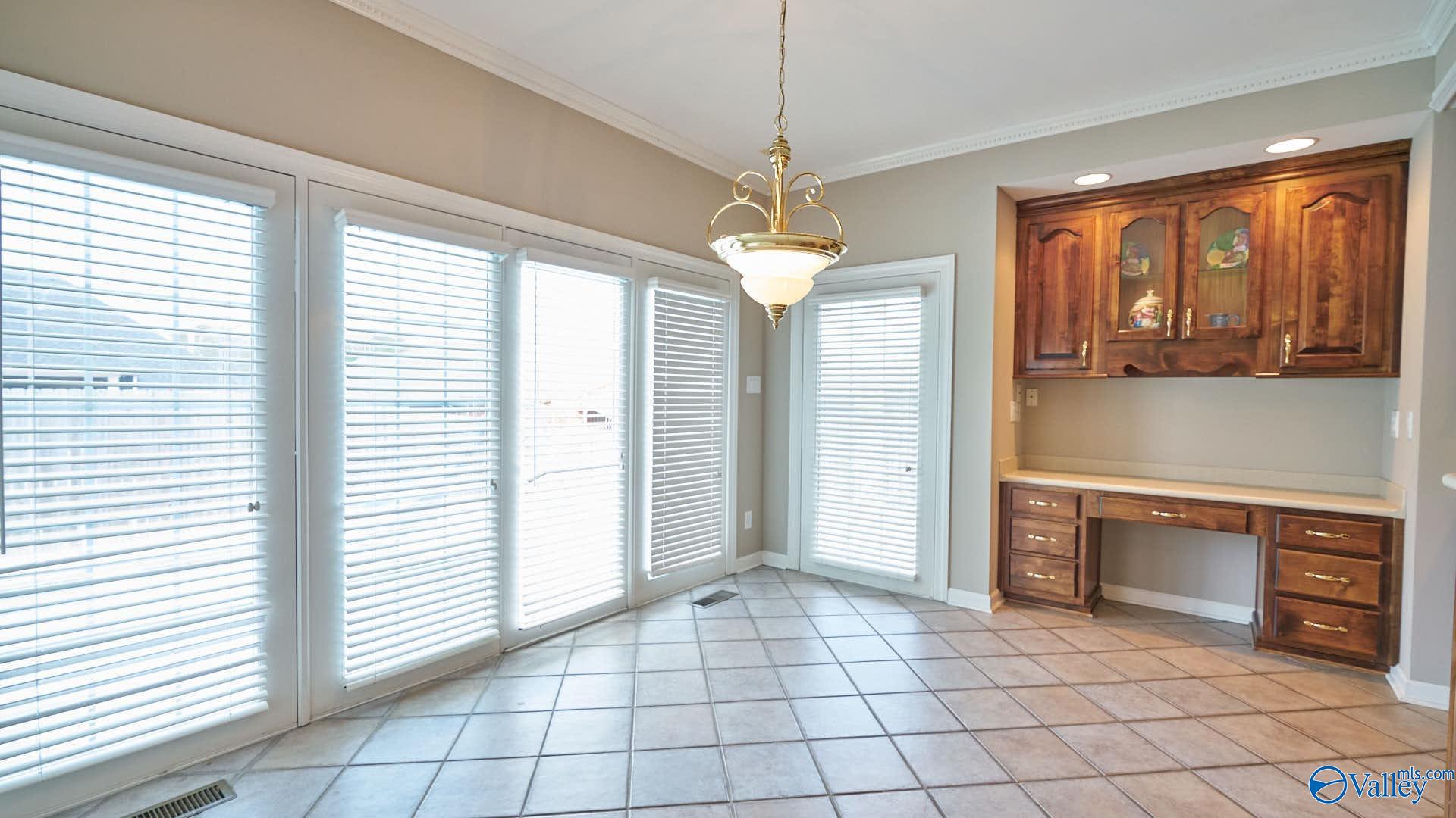 1702 Townshend Trace, Decatur, Alabama image 16