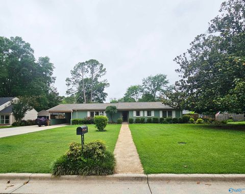 Homes For Sale - 2321 SE Springdale Road<br/> Decatur, AL 35601