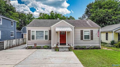 Homes For Sale - 1212 Halsey Avenue<br/> Huntsville, AL 35801