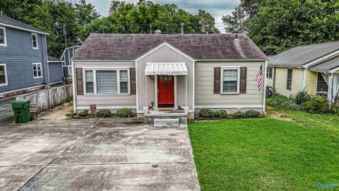 Homes For Sale - 1212 Halsey Avenue<br/> Huntsville, AL 35801