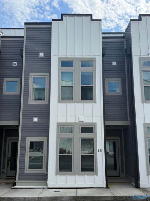 Townhouse For Rent - 13 Vine Street<br/> Morgan County, Decatur, AL 35601