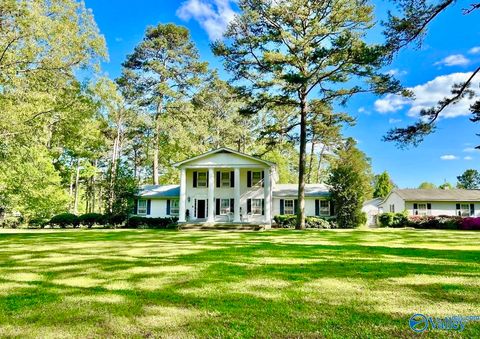 Photo of 7615 Steele Station Road, Gadsden, AL 35906 (MLS # 21916977)