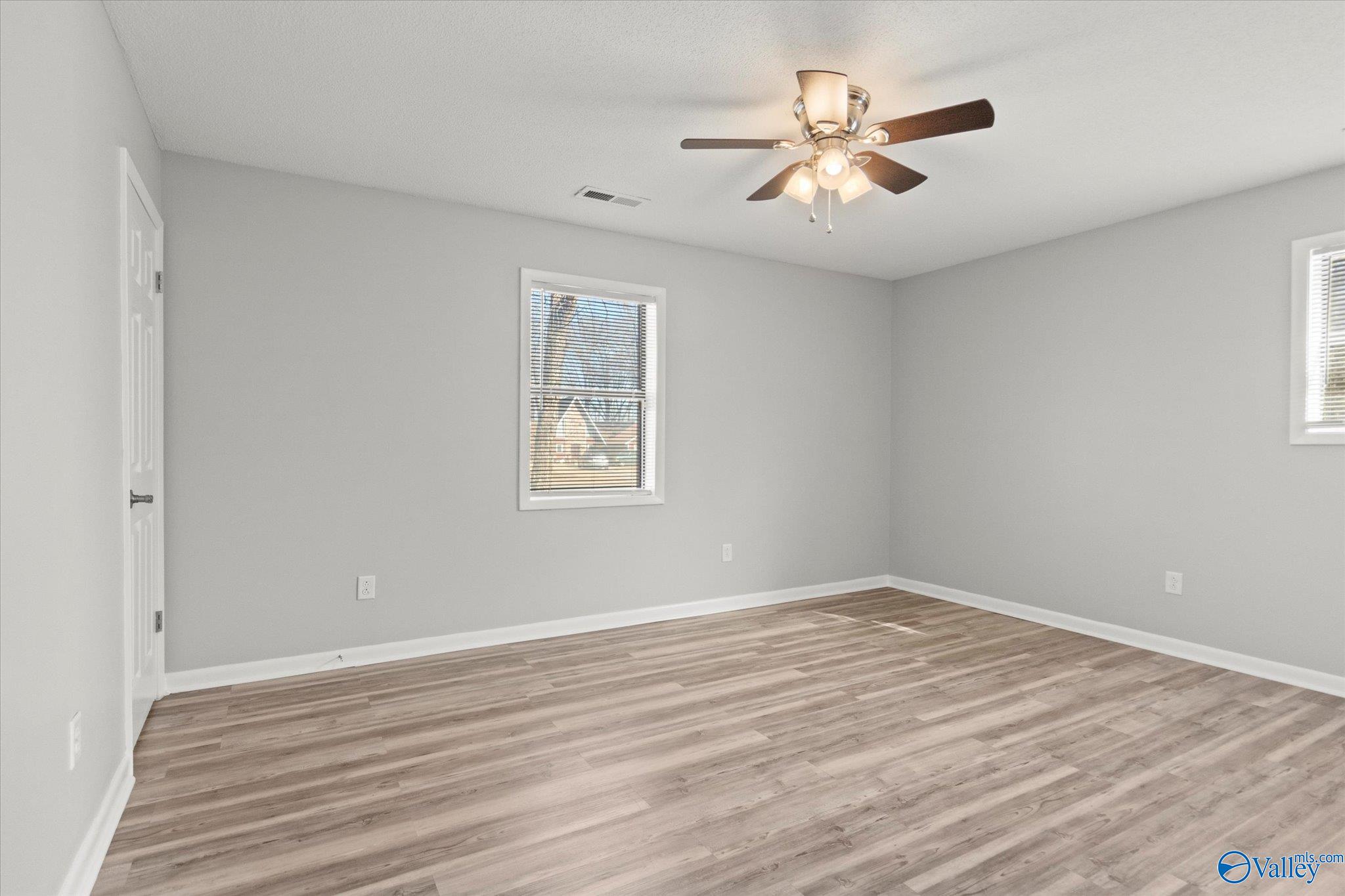 2270 Hillview Street, Hartselle, Alabama image 15