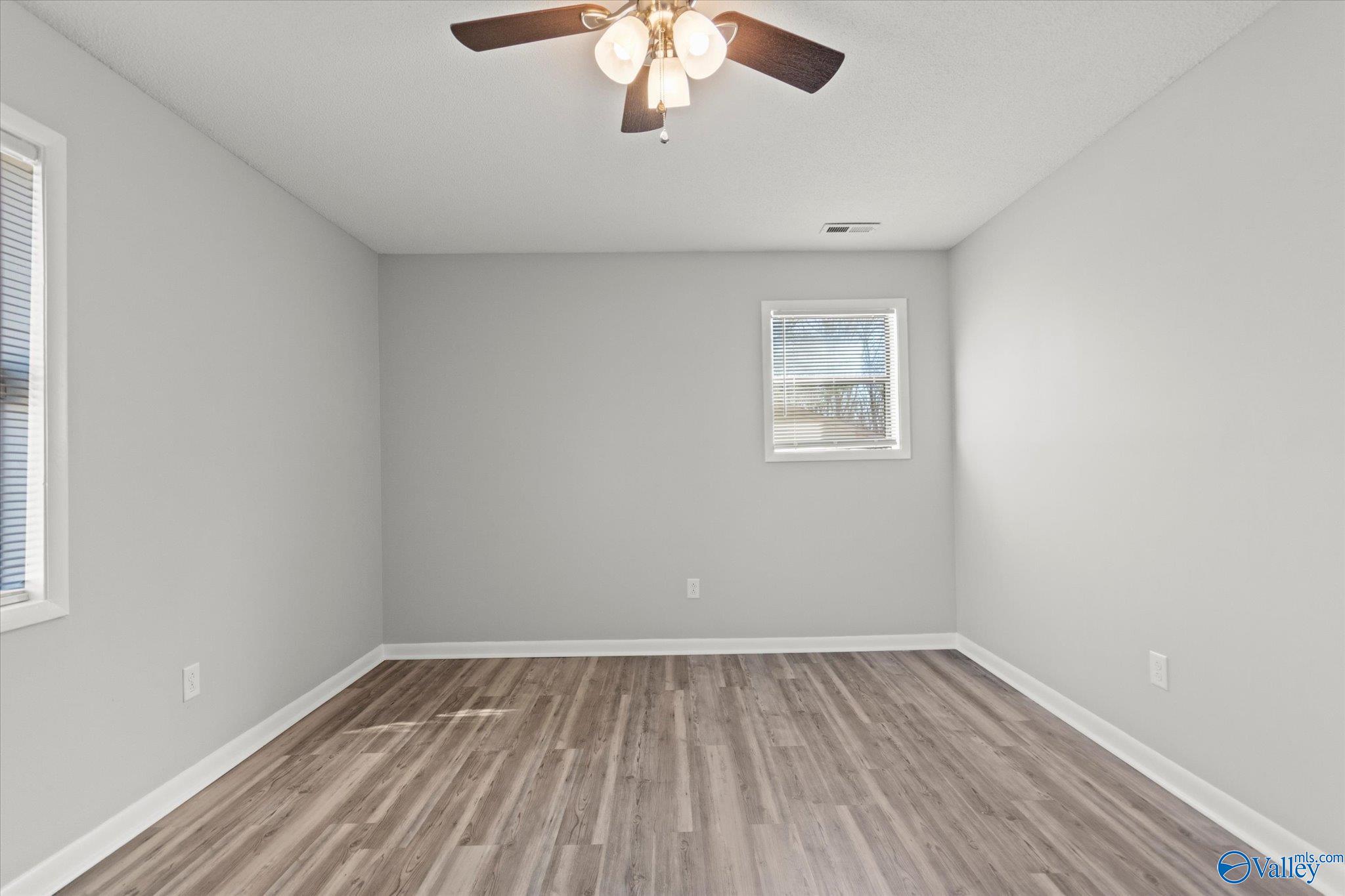 2270 Hillview Street, Hartselle, Alabama image 14
