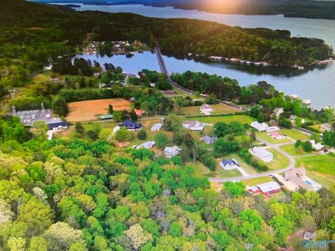 289 Cedar Cove Road Scottsboro AL 35769