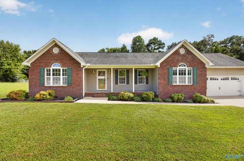 Homes For Sale - 305 Sand Mountain Drive<br/> Rainsville, AL 35986