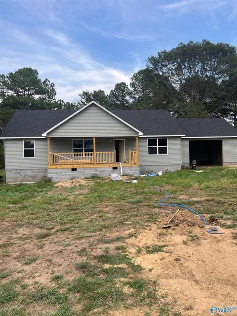 102 Shady Lane Geraldine AL 35962