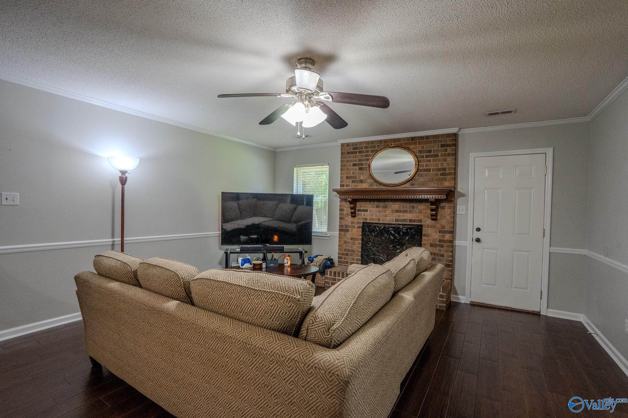 1209 Clarkview Street SW